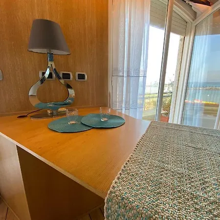 Casa de hóspedes Rita Sea Front View - Parcheggio Gratuito In