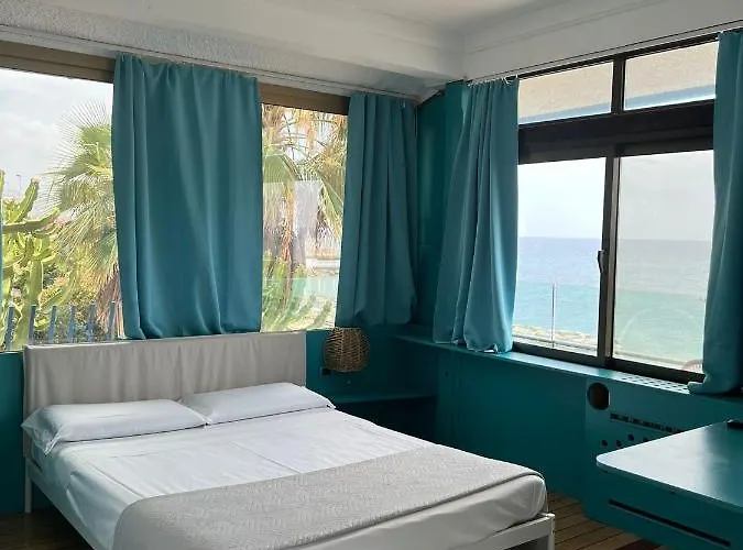 Rita Sea Front View - Parcheggio Gratuito In Penzion Sanremo