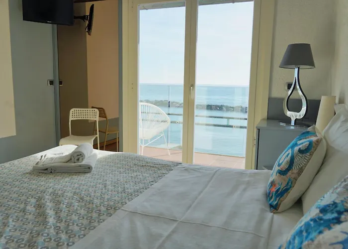 Rita Sea Front View - Parcheggio Gratuito In Penzion 4*