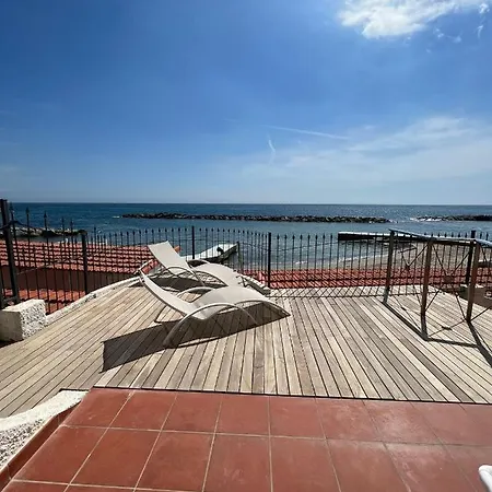 Casa de hóspedes Rita Sea Front View - Parcheggio Gratuito In