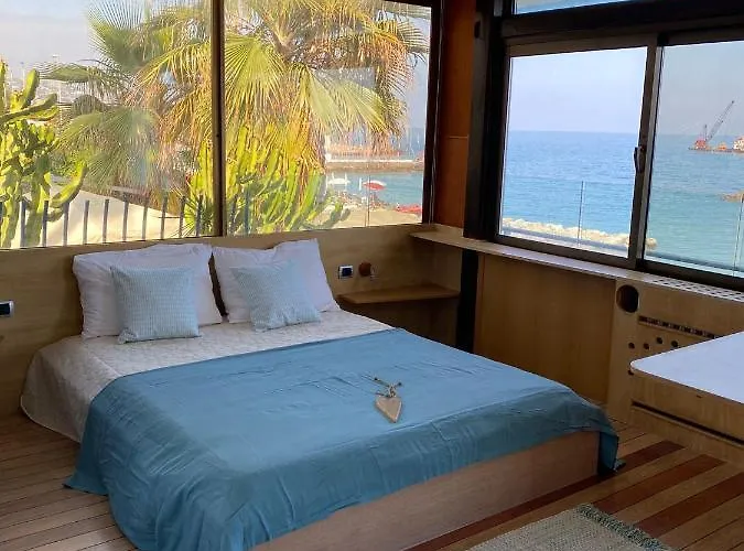 Guest house Rita Sea Front View - Parcheggio Gratuito In 4*