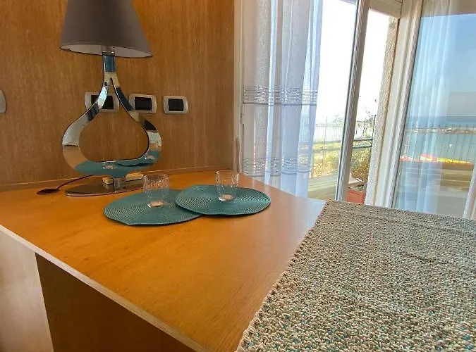 Guest house Rita Sea Front View - Parcheggio Gratuito In