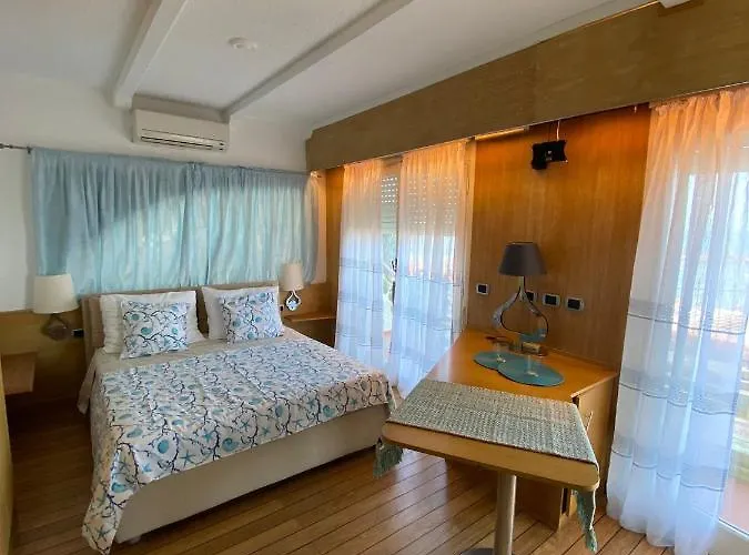 Rita Sea Front View - Parcheggio Gratuito In Guest house Sanremo