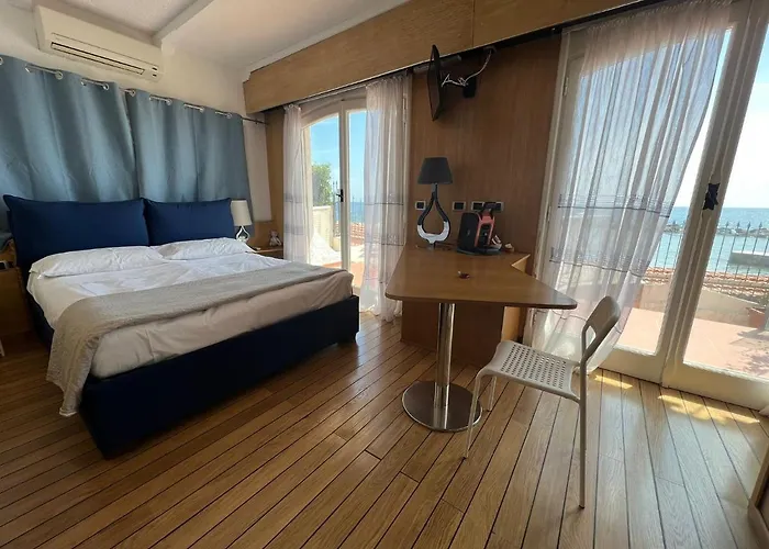 Rita Sea Front View - Parcheggio Gratuito In 4* Sanremo