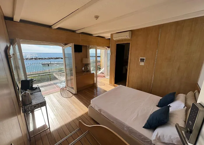 Guest house Rita Sea Front View - Parcheggio Gratuito In Sanremo