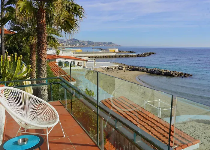 Rita Sea Front View - Parcheggio Gratuito In Pensión 4*